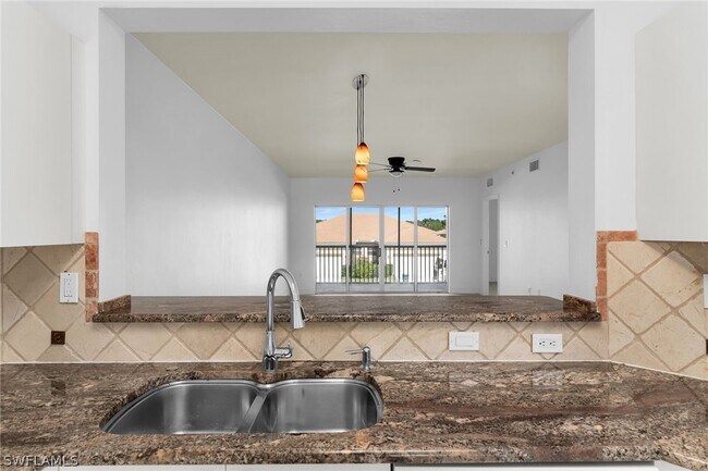 Building Photo - 7835 Regal Heron Cir