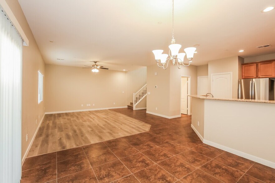 Building Photo - 6212 Red Jamboree Ct