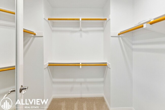 Building Photo - Modern 2 Bed, 2.5 Bath Townhome Available in Aliso Viejo!