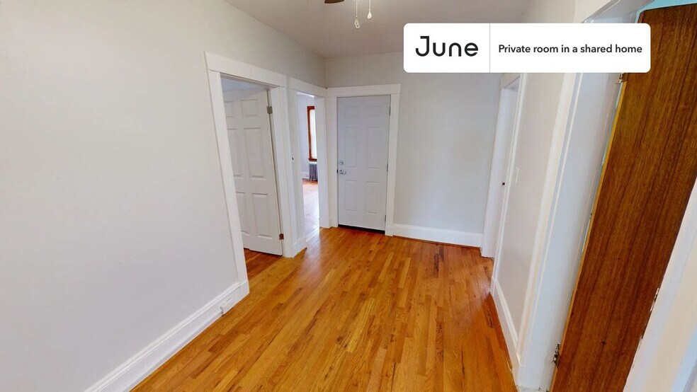 Building Photo - Room in Shared 4 bed/1 bath home