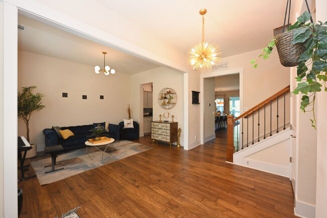 Building Photo - **EXECUTIVE HOME IN WILLIAMSON COUNTY WITH RARE WALK-OUT BASEMENT AND TONS OF STORAGE**