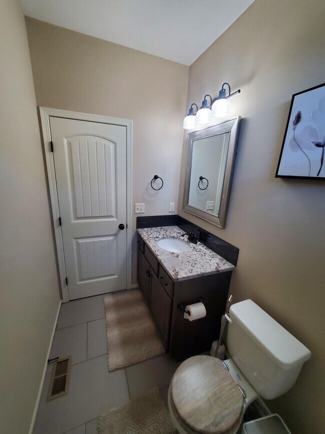 Building Photo - Pristine luxury Home in North Andover Neig...