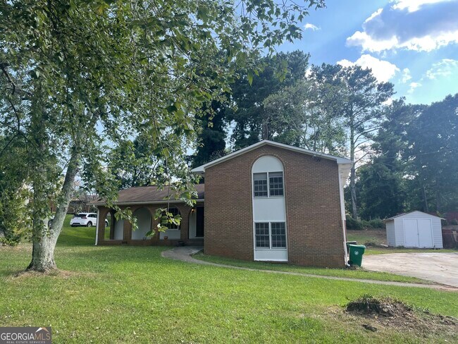 Building Photo - 3753 Columbia Pkwy