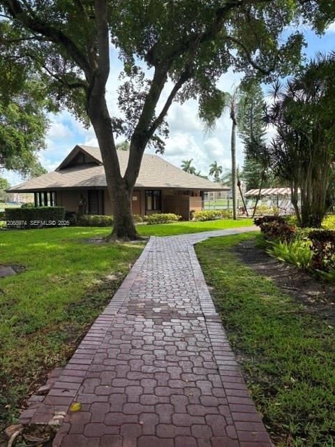 Building Photo - 9440 Poinciana Pl