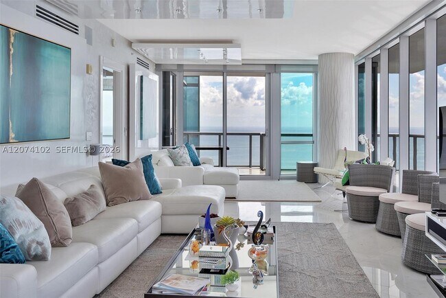 Building Photo - 17121 Collins Ave