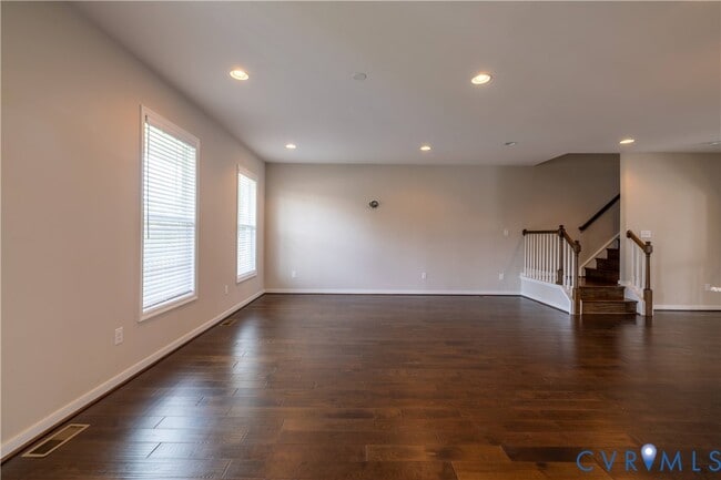 Building Photo - 11443 Hayloft Ln