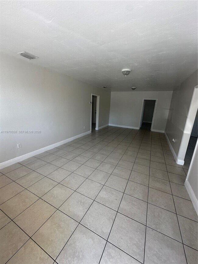 Building Photo - 237 NW 55th St