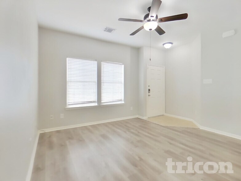 Building Photo - 20503 Providence Point Dr