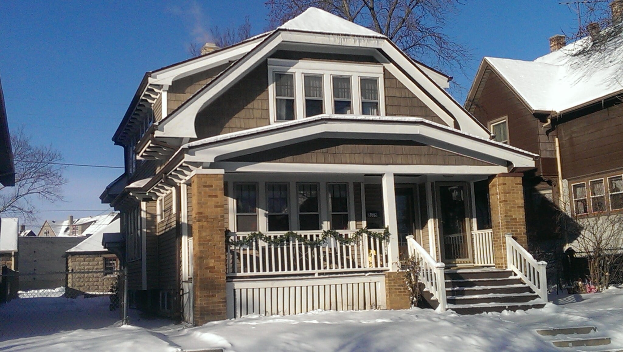 Building Photo - 2375 S Woodward St