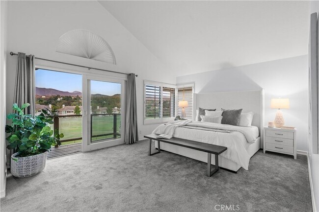 Building Photo - 58 Via Candelaria