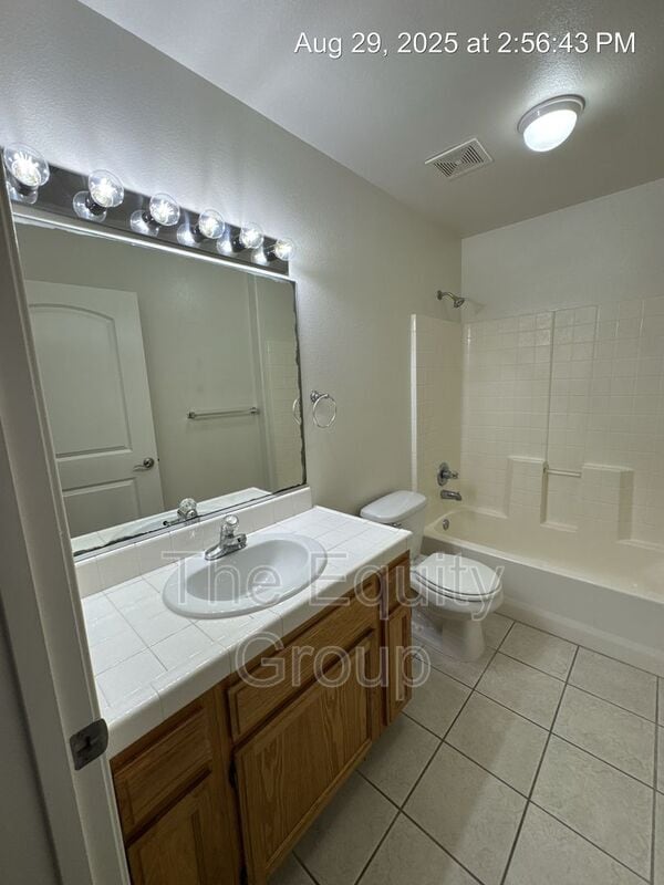 Building Photo - 2924 N Zachary St