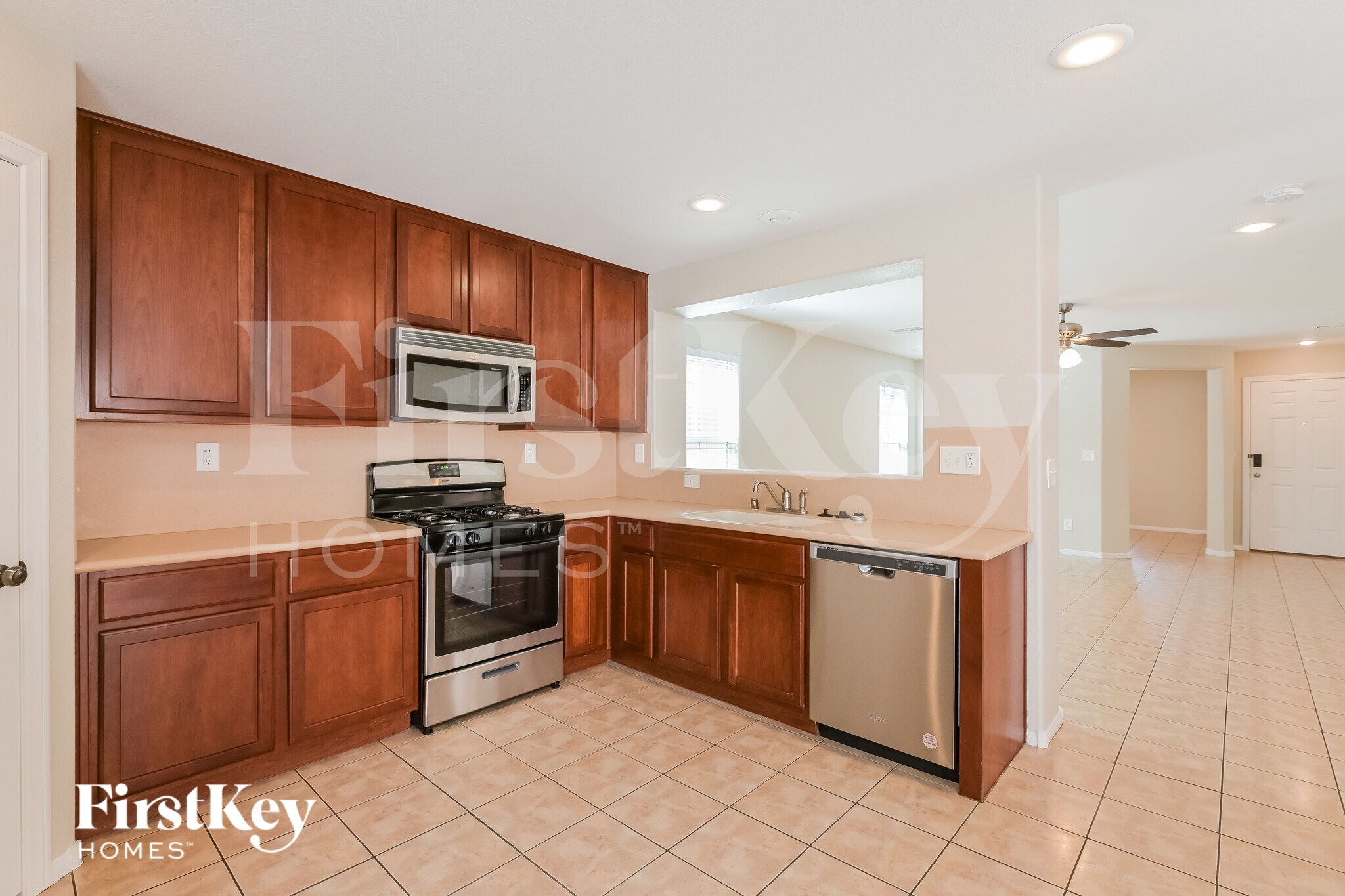 Building Photo - 987 Eureka Dunes Ave