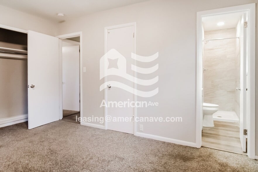 Building Photo - 6978 E 20th Pl