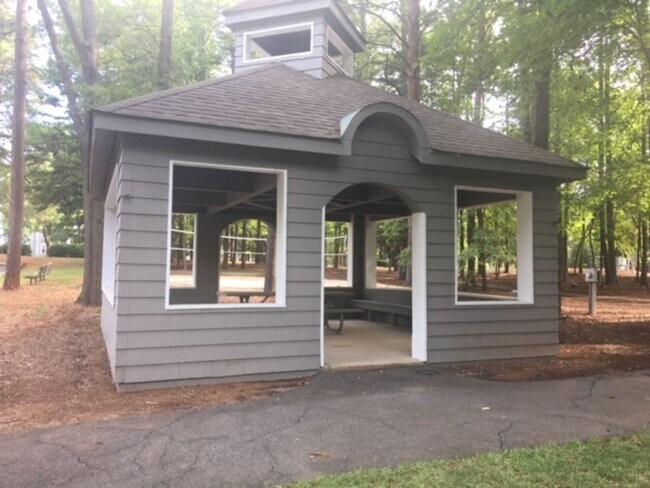 Building Photo - 646 Portside Dr