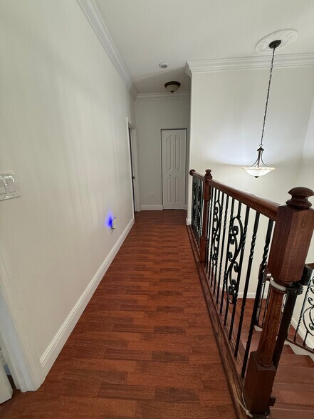 Building Photo - 2807 SW 145th Ave