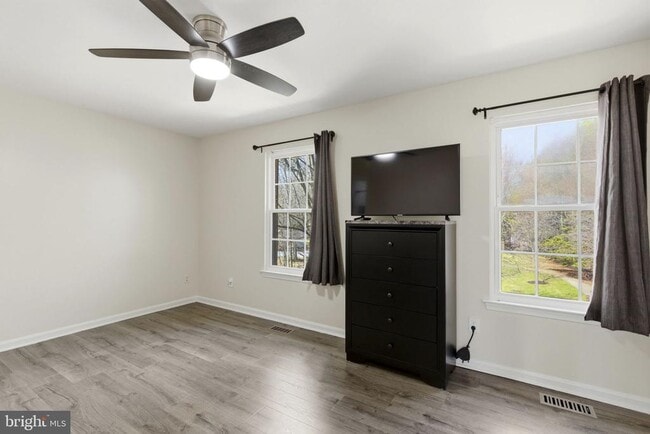 Building Photo - 23 Red Jonathan Ct