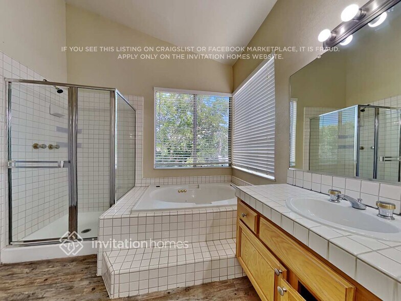 Building Photo - 3405 Montellano Ave