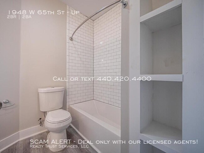 Building Photo - 1954 W 65th St