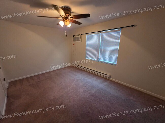 Building Photo - Spacious 1 bedroom condo in Highland
