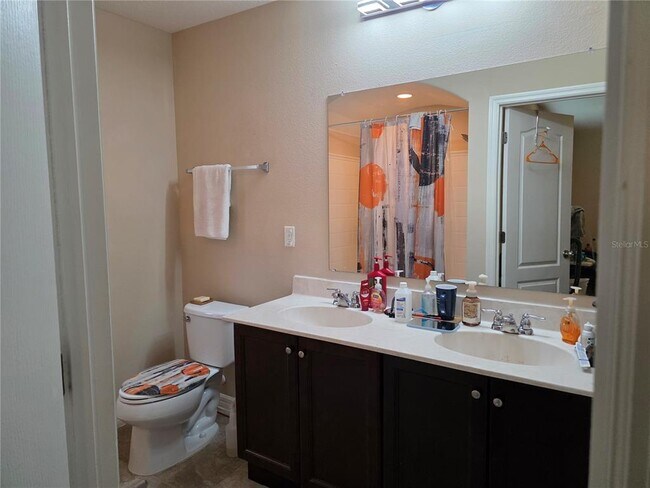 Building Photo - 104 Kelly Thomas Way