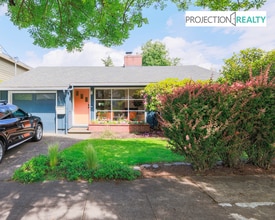 Building Photo - 4416 NE 74th Ave