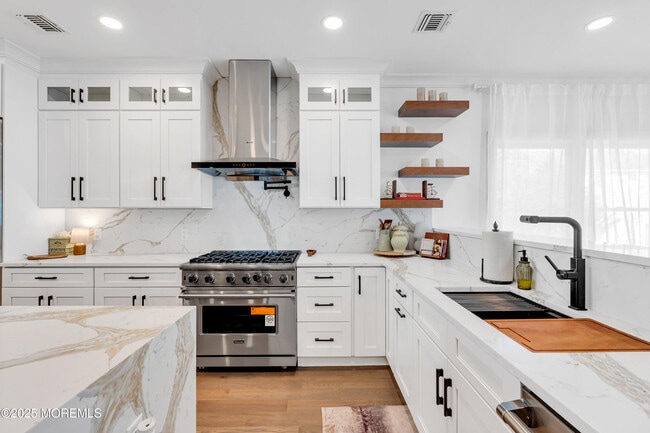 Building Photo - 40 Seaview Ave