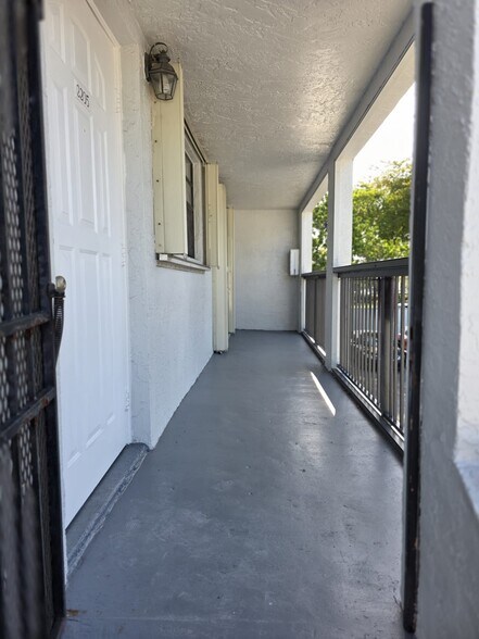 Building Photo - 18200 Mediterranean Blvd