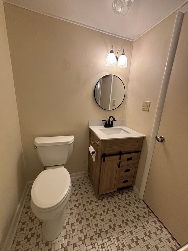 Building Photo - 5260 Crossbow Cir