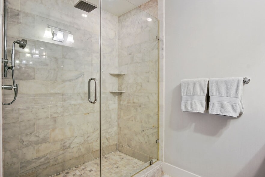 Building Photo - 1506 Q St NW