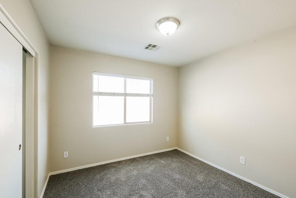 Building Photo - 11457 W Rio Vista Ln