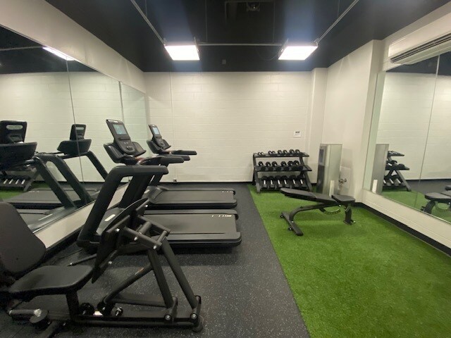 Building Photo - 3550 N Lake Shore Dr