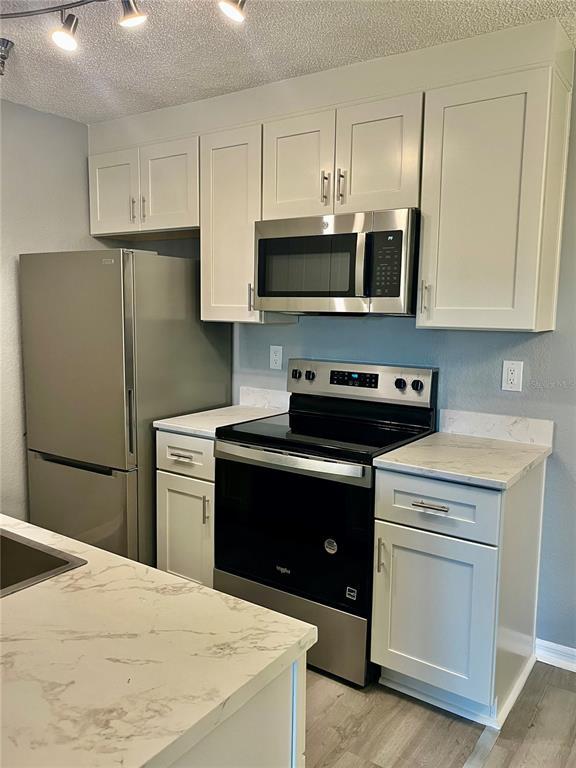 Building Photo - 10263 Gandy Blvd N