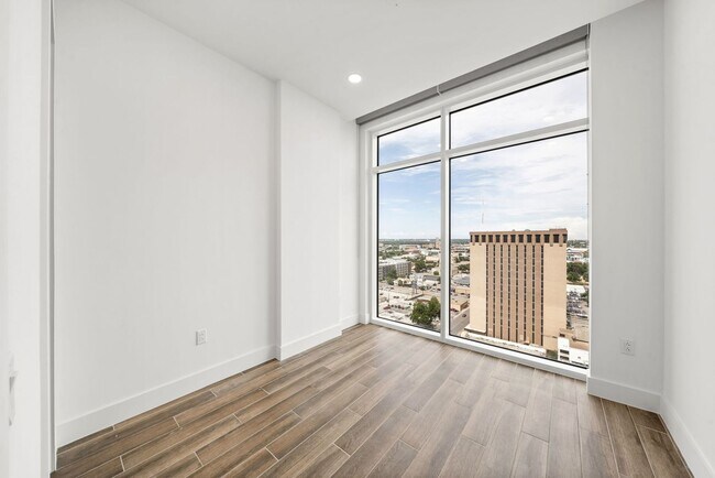 Building Photo - 123 Lexington Ave