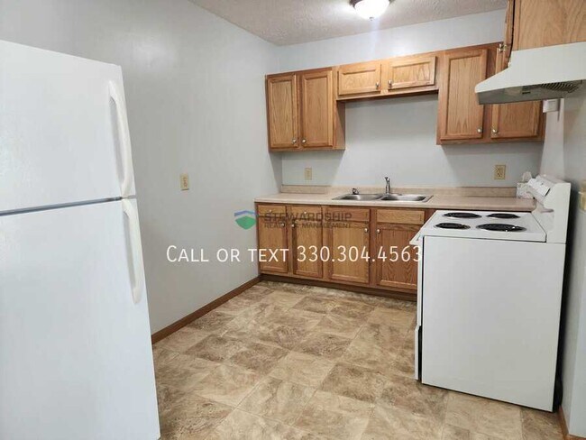 Primary Photo - 7277 Stuhldreher St NW