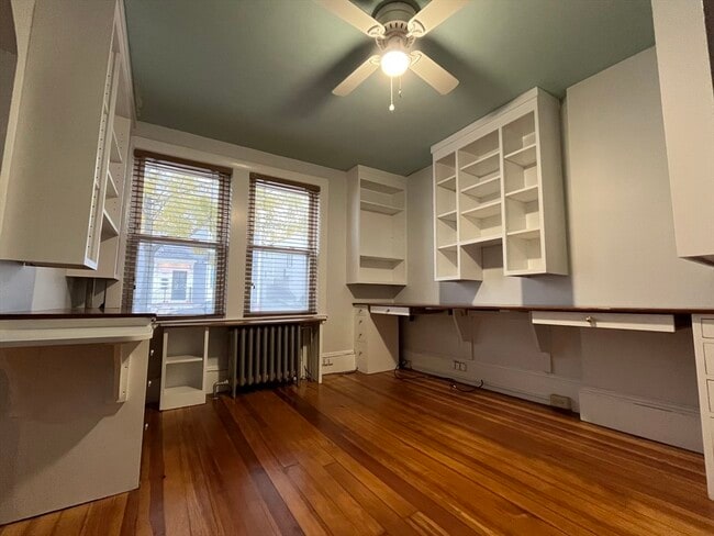 Building Photo - 254 Rantoul St