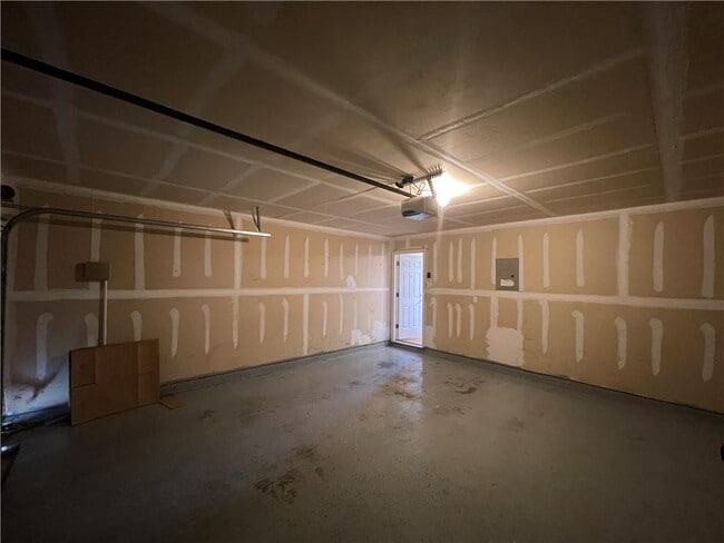 Building Photo - 3414 Crownover St
