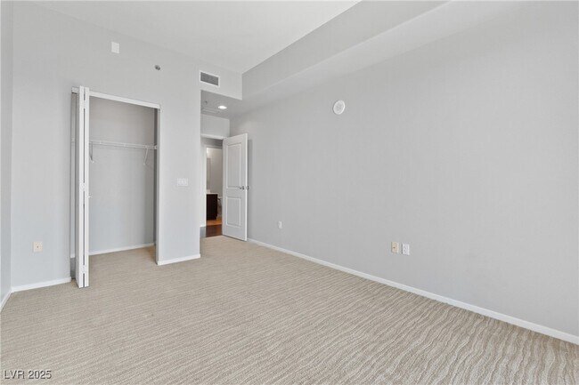 Building Photo - 8255 S Las Vegas Blvd