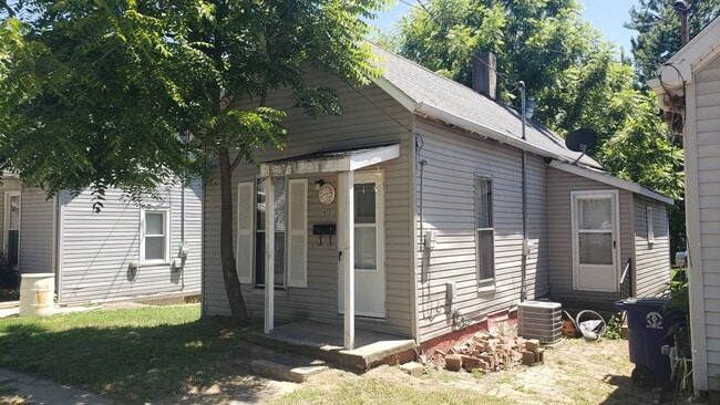 Building Photo - 615 E Water St