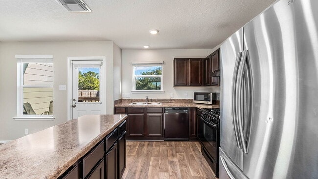 Building Photo - 206 Moscovy Duck