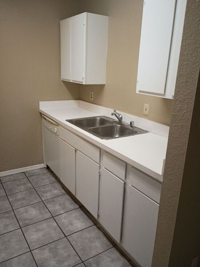 Building Photo - Fall IN TO GREAT DEALS