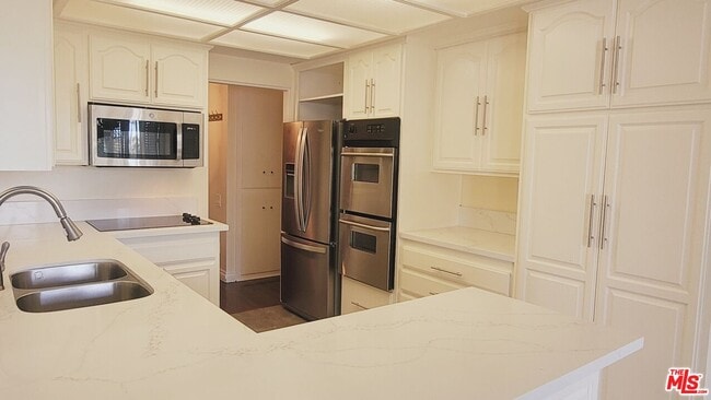 Building Photo - 32724 Coastsite Dr