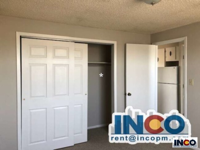 Building Photo - Convenient location! 1 bed 1 bath Apartmen...