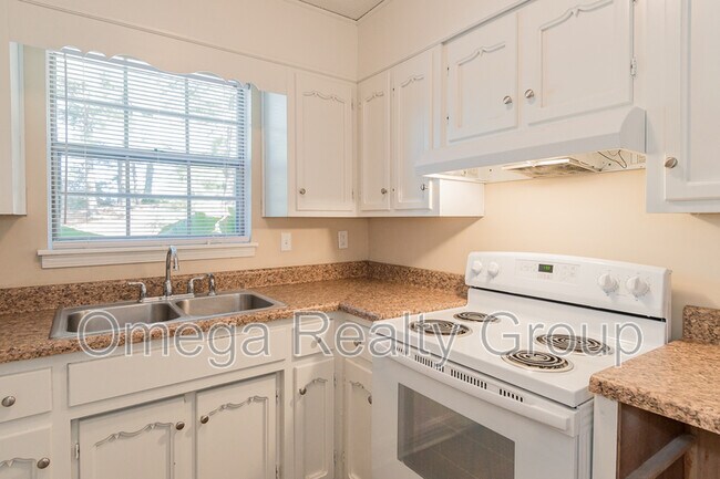 Building Photo - 3328 Warringwood Dr