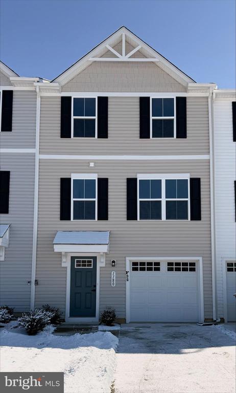 Building Photo - 1180 W Walnut Rd