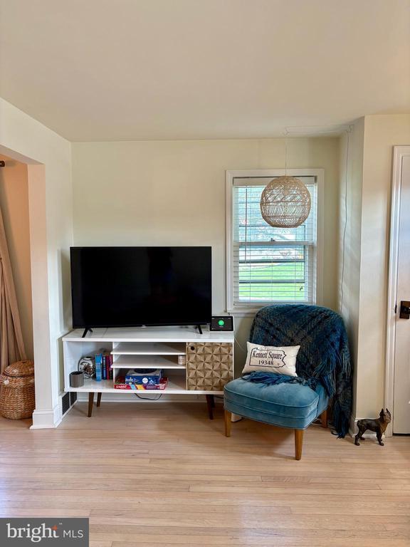 Building Photo - 509 D St