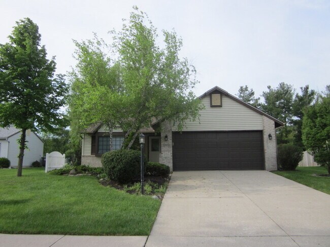 Primary Photo - 10830 Mistflower Ln