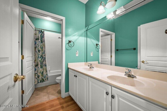 Building Photo - 1028 Meadow View Ln