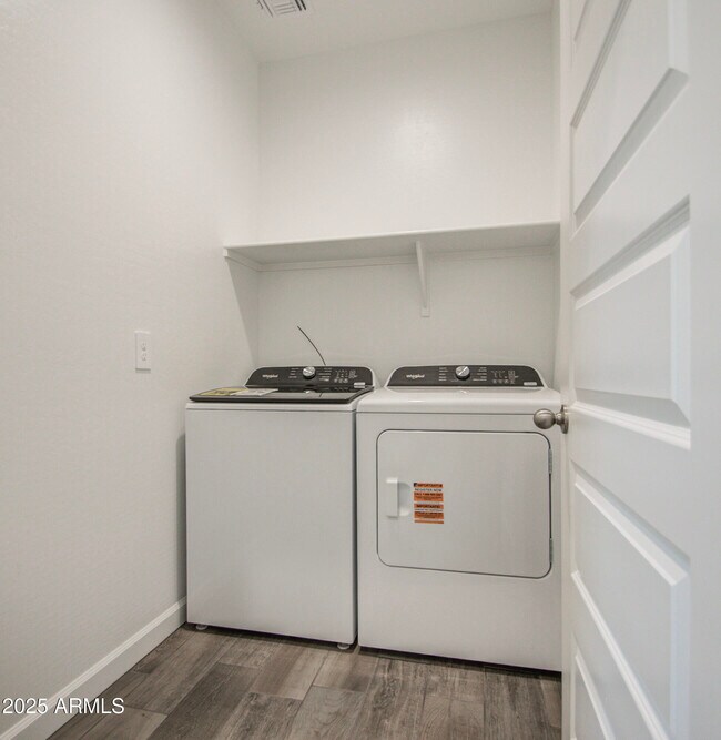 Building Photo - 1749 W Stealth Ave