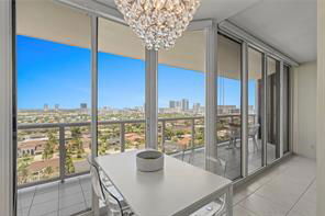 Building Photo - Yacht Club Drive, Aventura, FL 33180 - 2 BR 2 BA condo