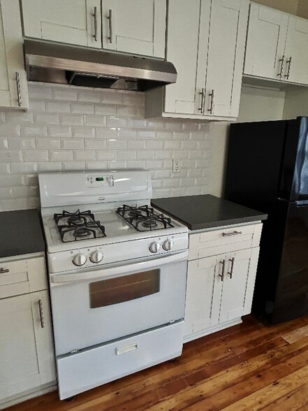 Building Photo - 1781 Orchard Ave.